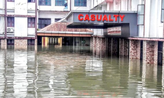 swathes-of-south-india-underwater-after-worst-floods-in-a-century