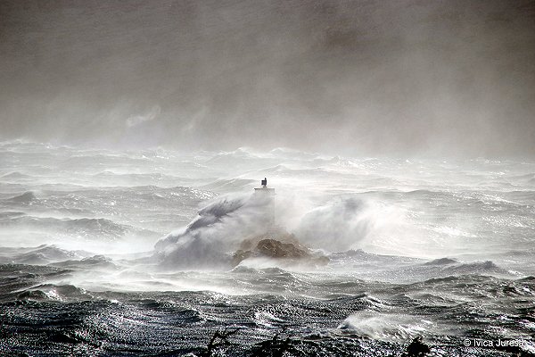 IPCC: Oceans and ice caps ‘taking the heat’  for climate change – the consequences for humanity will be sweeping and severe