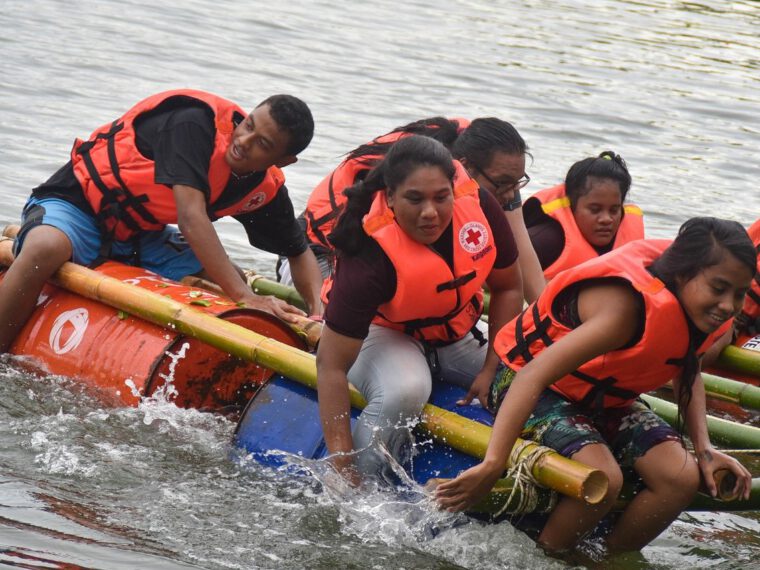 <strong>A journey with youth for action on water and climate</strong>
