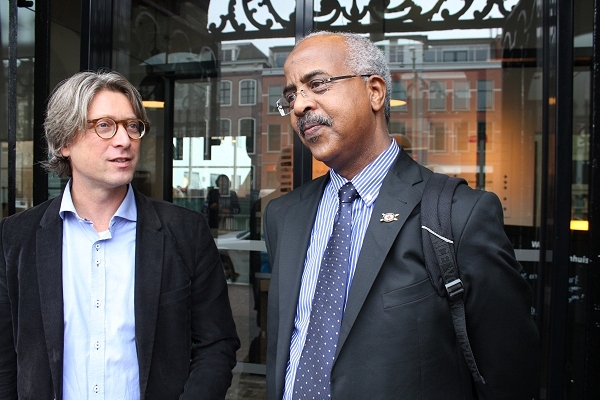 ‘Engage, negotiate, cajole,’ Abbas Gullet tells resilience conference in The Hague