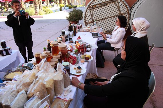 spicing-d-amp-c-days-moroccan-women-farmers-battling-climate-impacts-exhibit-in-marrakech