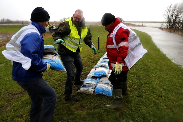 Attribution scientists analyse lethal high winds that swept across Western Europe in January